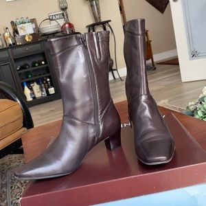 New Size 7.5 Antonio Melani  Fudge brown Leather ankle boots.